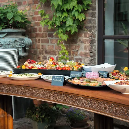 Hotel Landhaus Danielshof 4*